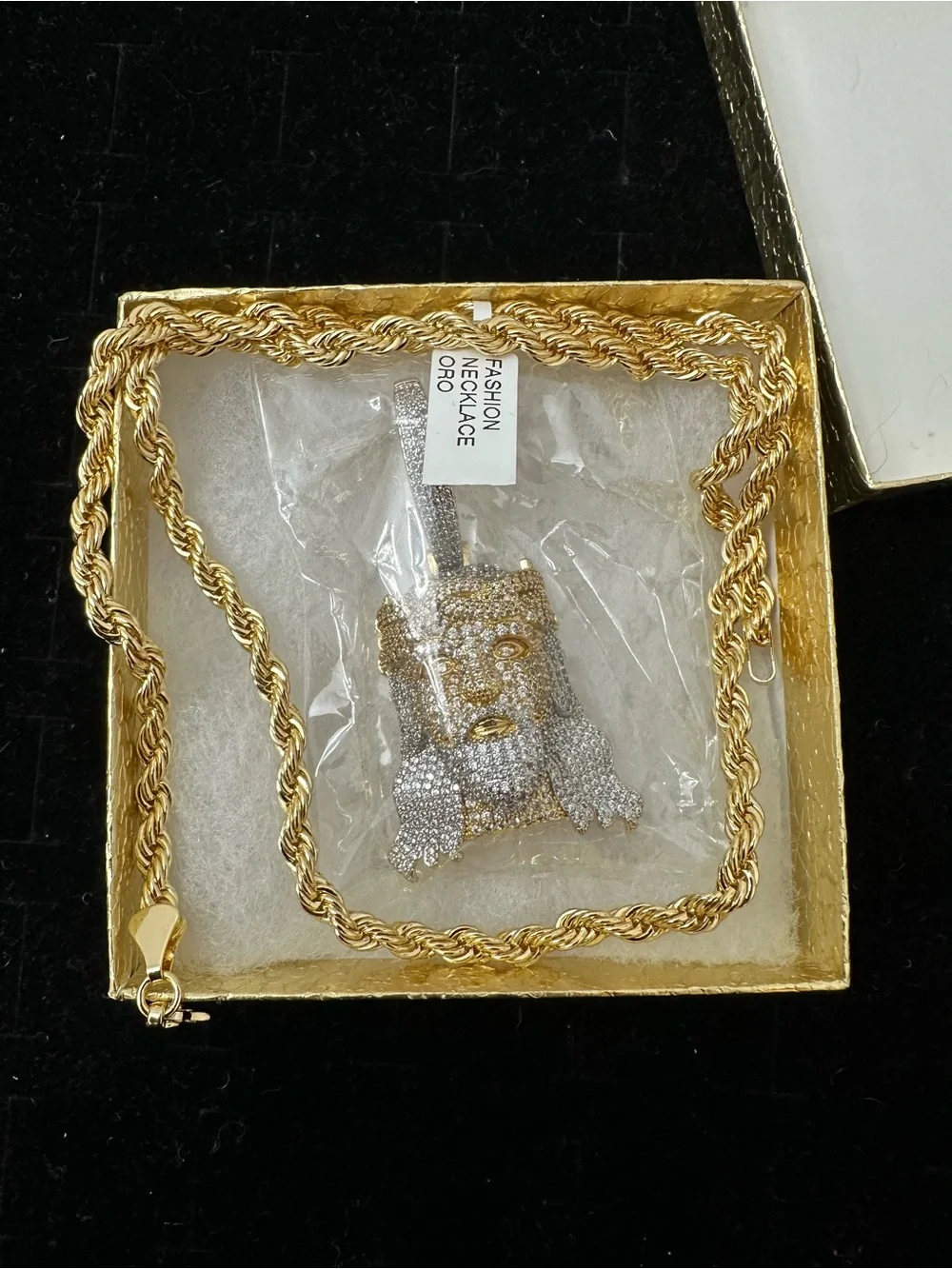 New Gold plated Jesus Head Pendant charm with new gold plated necklace chain